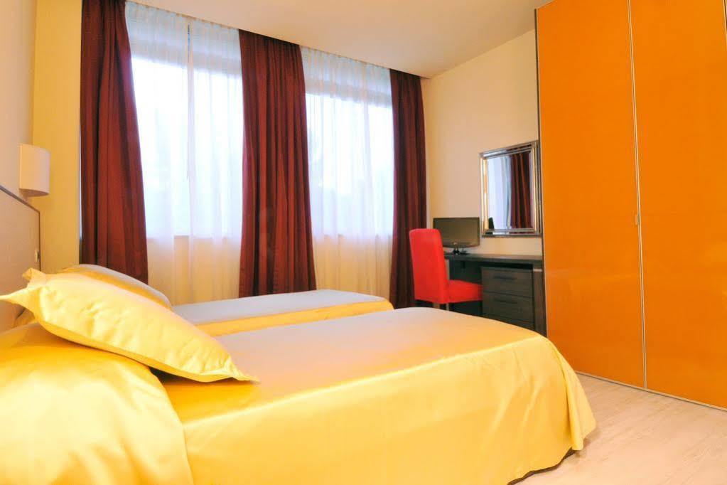 Residence Diamanterosso Terni Eksteriør billede